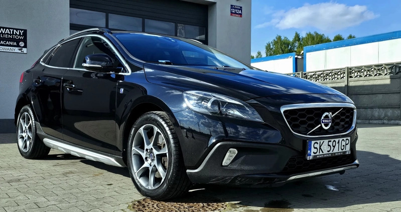 Volvo V40 cena 69900 przebieg: 144000, rok produkcji 2015 z Katowice małe 172